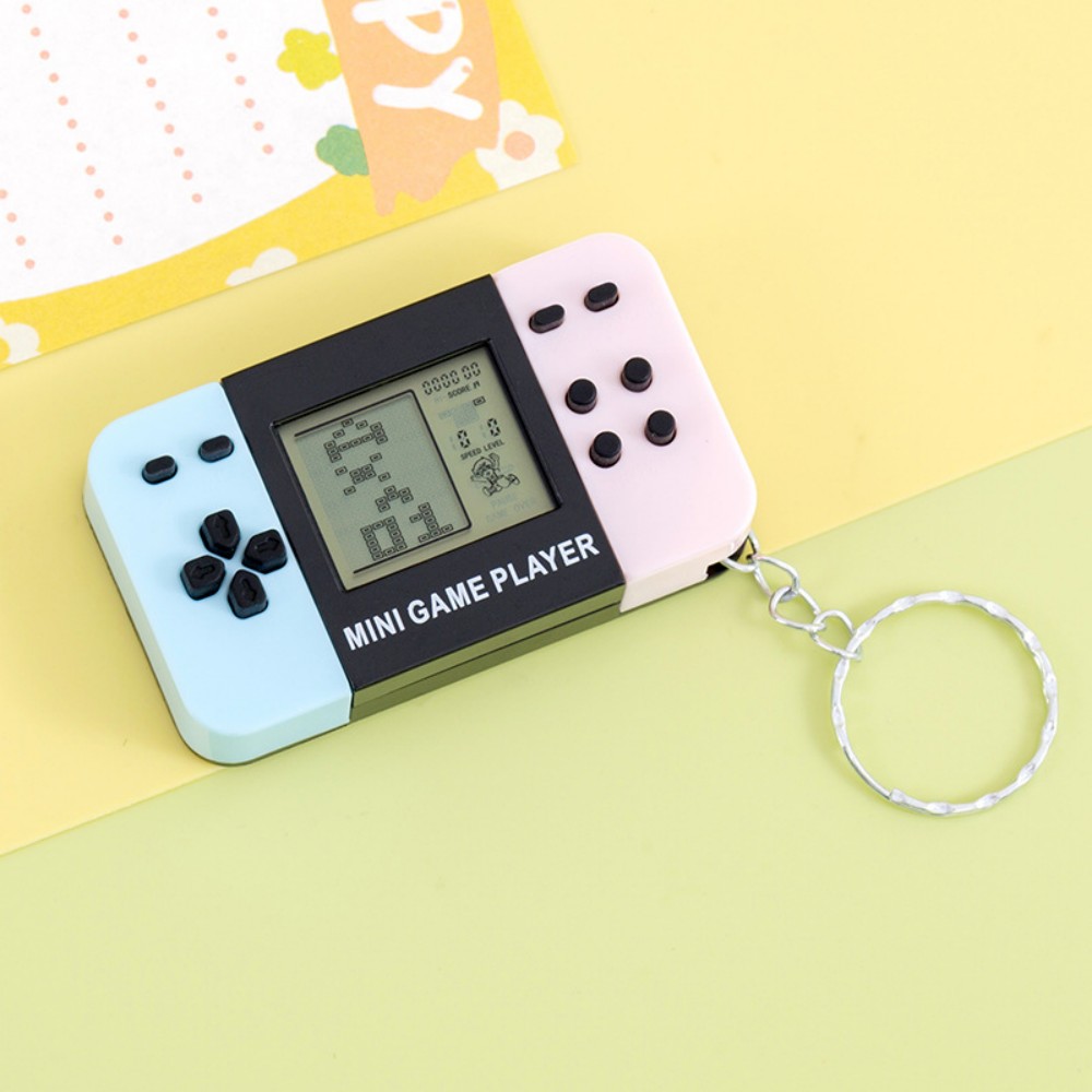 Klasyczny brelok do kluczy w k – Retro Gaming Keychain recenzja i cena